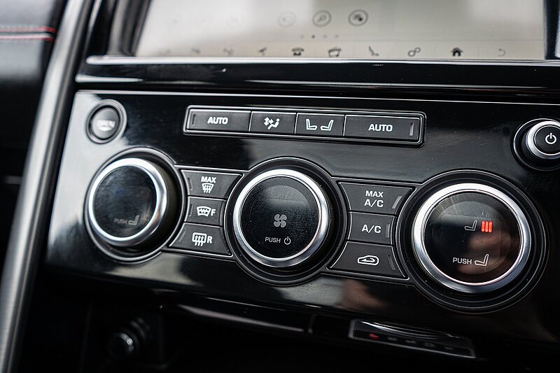 Land Rover 3.0 SD V6 HSE Luxury SUV 5dr Diesel Auto 4WD Euro 6 (s/s) (306 ps)