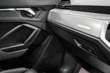 Audi 2.0 TDI 40 Vorsprung Sportback 5dr Diesel S Tronic quattro Euro 6 (s/s) (200 ps)