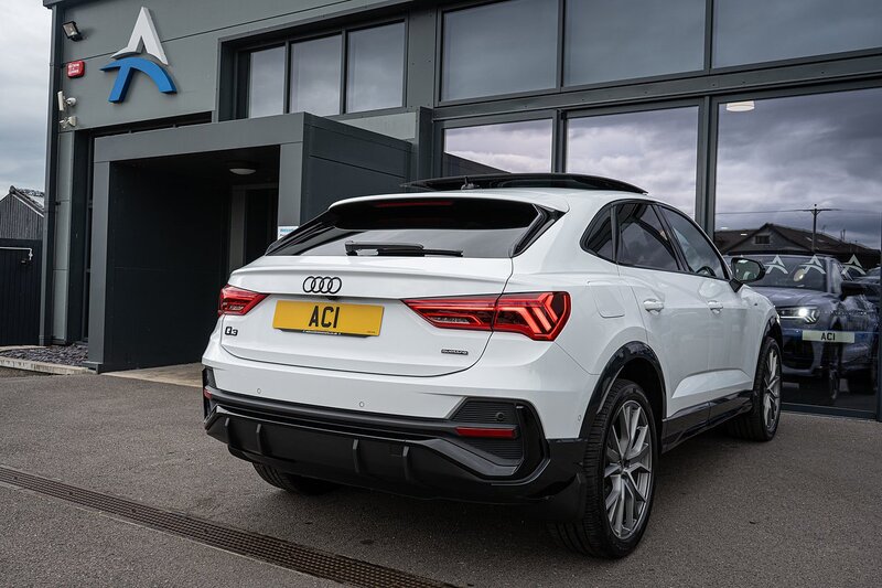 Audi 2.0 TDI 40 Vorsprung Sportback 5dr Diesel S Tronic quattro Euro 6 (s/s) (200 ps)