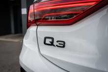 Audi 2.0 TDI 40 Vorsprung Sportback 5dr Diesel S Tronic quattro Euro 6 (s/s) (200 ps)