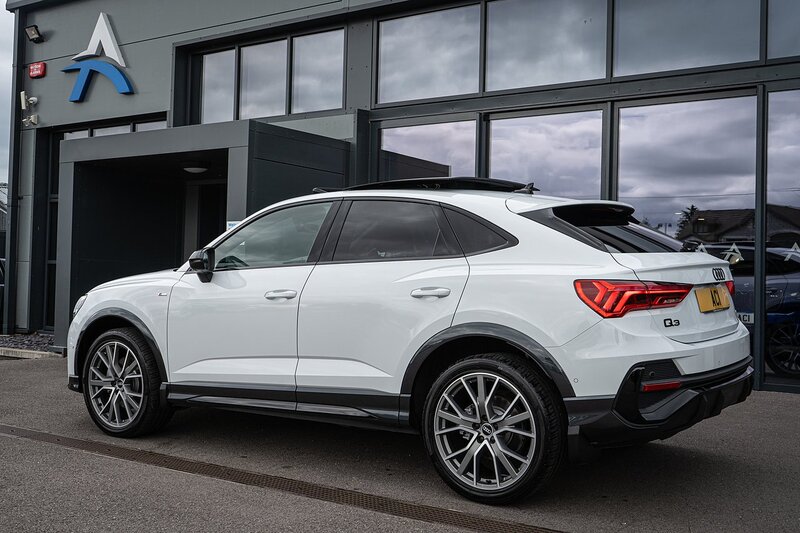 Audi 2.0 TDI 40 Vorsprung Sportback 5dr Diesel S Tronic quattro Euro 6 (s/s) (200 ps)