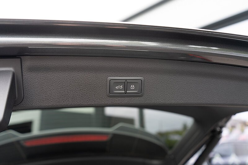 Audi 2.5 TFSI Vorsprung SUV 5dr Petrol S Tronic quattro Euro 6 (s/s) (400 ps)