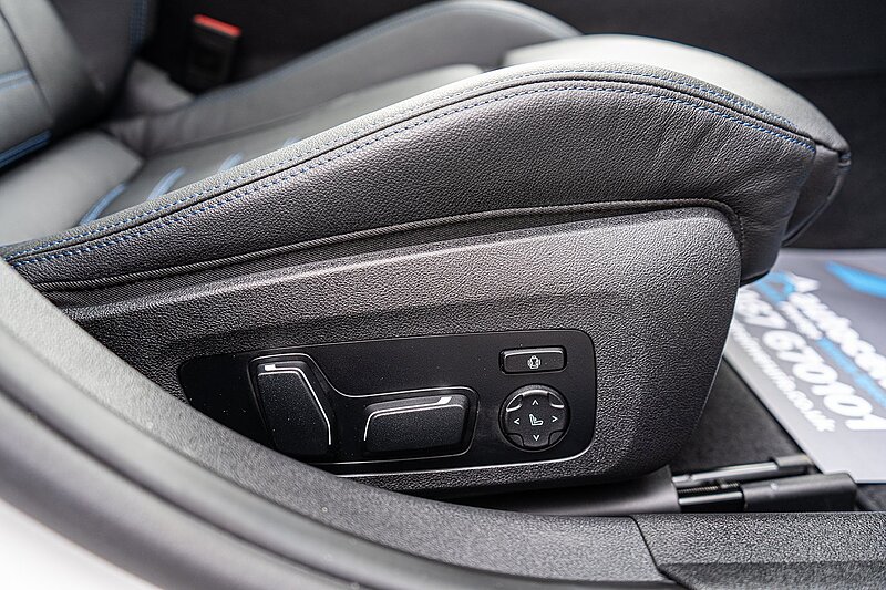 BMW 3.0 M340d MHT Touring 5dr Diesel Hybrid Auto xDrive Euro 6 (s/s) (340 ps)