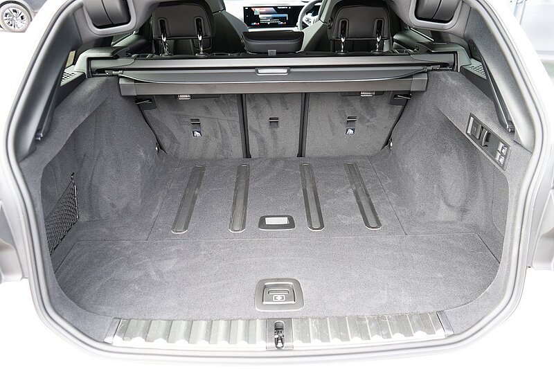 BMW 3.0 M340d MHT Touring 5dr Diesel Hybrid Auto xDrive Euro 6 (s/s) (340 ps)