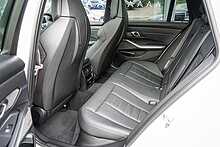 BMW 3.0 M340d MHT Touring 5dr Diesel Hybrid Auto xDrive Euro 6 (s/s) (340 ps)