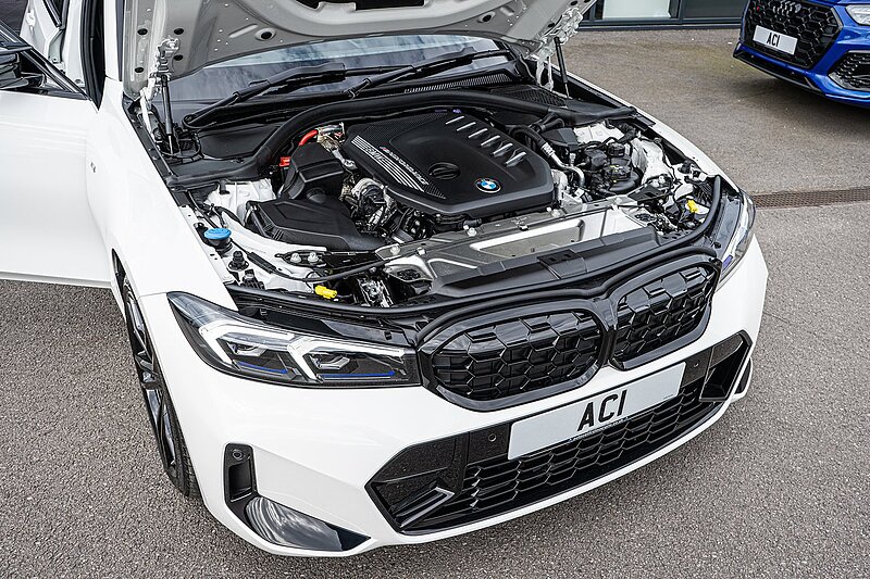 BMW 3.0 M340d MHT Touring 5dr Diesel Hybrid Auto xDrive Euro 6 (s/s) (340 ps)