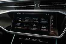 Audi 4.0 TFSI V8 Vorsprung Estate 5dr Petrol Tiptronic quattro Euro 6 (s/s) (600 ps)