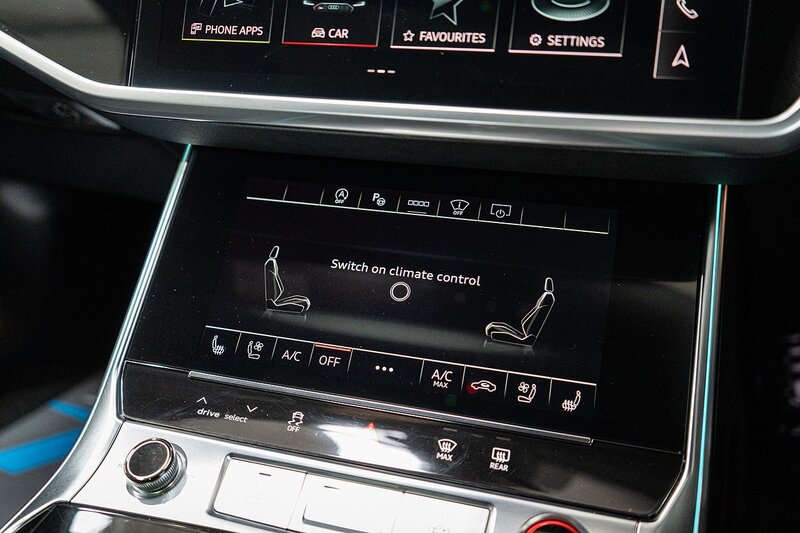 Audi 4.0 TFSI V8 Vorsprung Estate 5dr Petrol Tiptronic quattro Euro 6 (s/s) (600 ps)