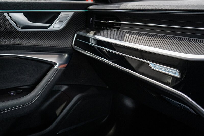 Audi 4.0 TFSI V8 Vorsprung Estate 5dr Petrol Tiptronic quattro Euro 6 (s/s) (600 ps)