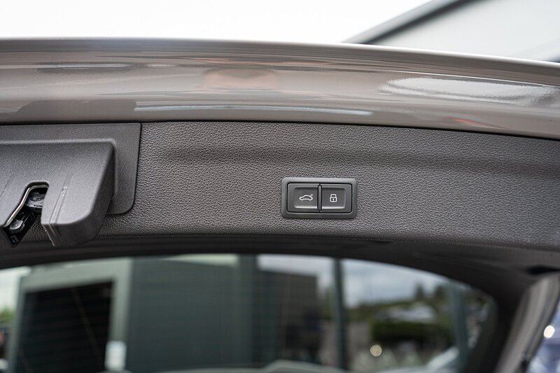 Audi 4.0 TFSI V8 Vorsprung Estate 5dr Petrol Tiptronic quattro Euro 6 (s/s) (600 ps)