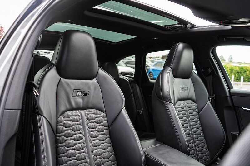 Audi 4.0 TFSI V8 Vorsprung Estate 5dr Petrol Tiptronic quattro Euro 6 (s/s) (600 ps)