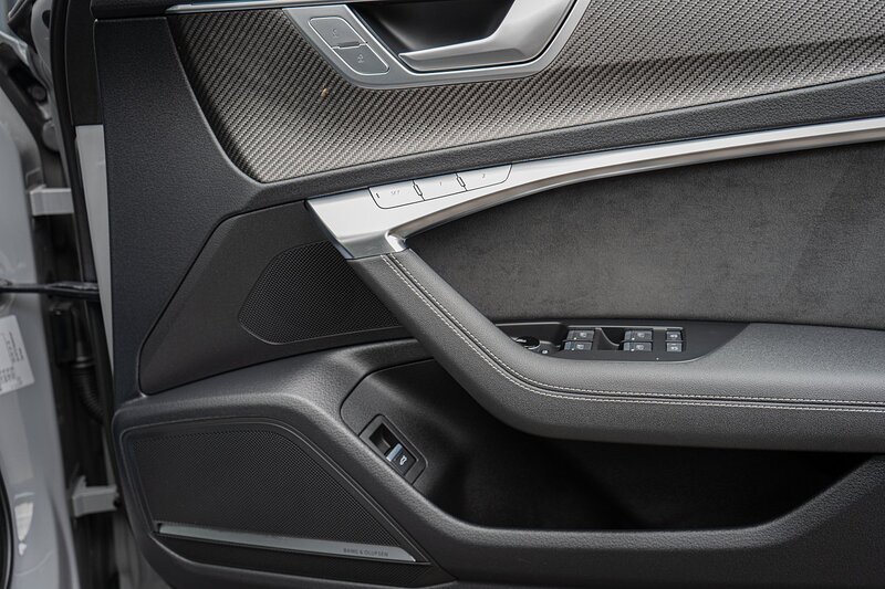 Audi 4.0 TFSI V8 Vorsprung Estate 5dr Petrol Tiptronic quattro Euro 6 (s/s) (600 ps)