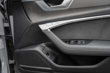 Audi 4.0 TFSI V8 Vorsprung Estate 5dr Petrol Tiptronic quattro Euro 6 (s/s) (600 ps)