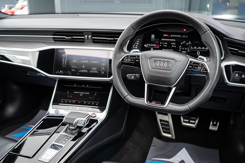 Audi 4.0 TFSI V8 Vorsprung Estate 5dr Petrol Tiptronic quattro Euro 6 (s/s) (600 ps)