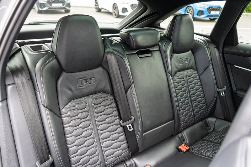 Audi 4.0 TFSI V8 Vorsprung Estate 5dr Petrol Tiptronic quattro Euro 6 (s/s) (600 ps)