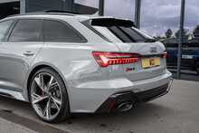 Audi 4.0 TFSI V8 Vorsprung Estate 5dr Petrol Tiptronic quattro Euro 6 (s/s) (600 ps)