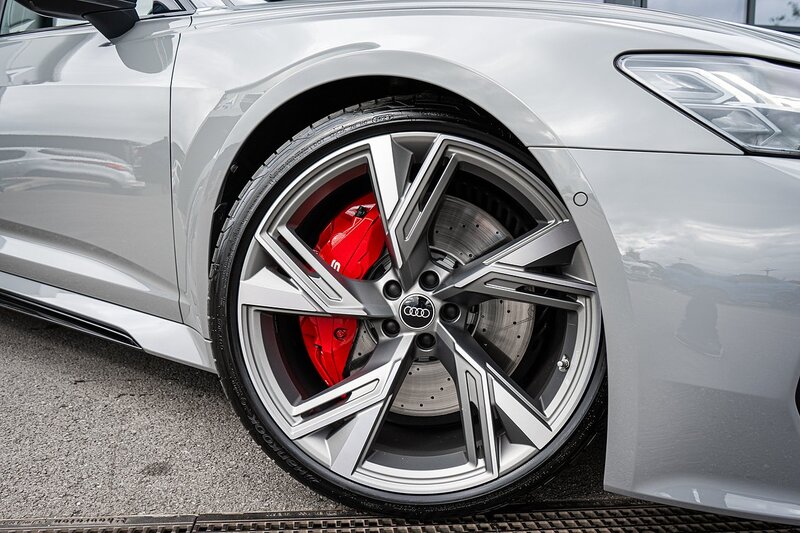 Audi 4.0 TFSI V8 Vorsprung Estate 5dr Petrol Tiptronic quattro Euro 6 (s/s) (600 ps)