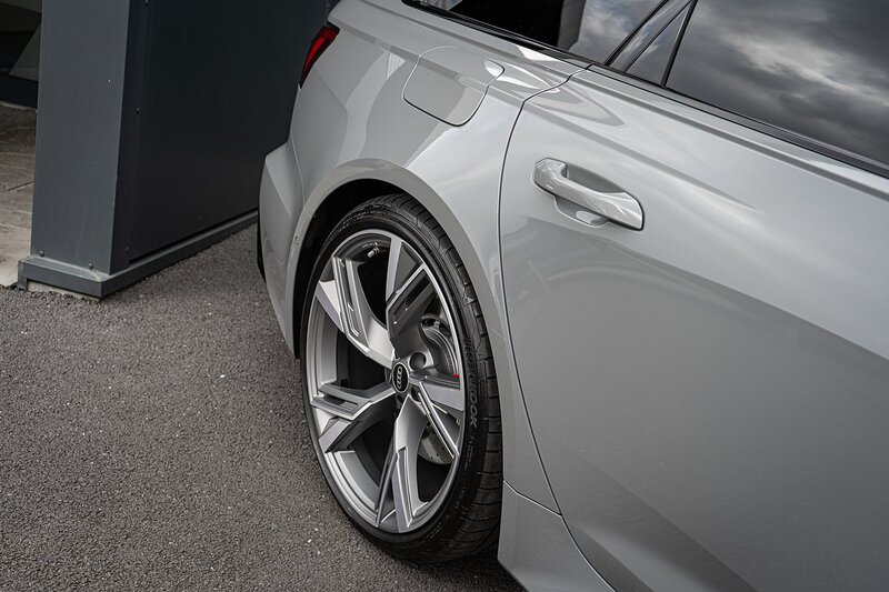 Audi 4.0 TFSI V8 Vorsprung Estate 5dr Petrol Tiptronic quattro Euro 6 (s/s) (600 ps)