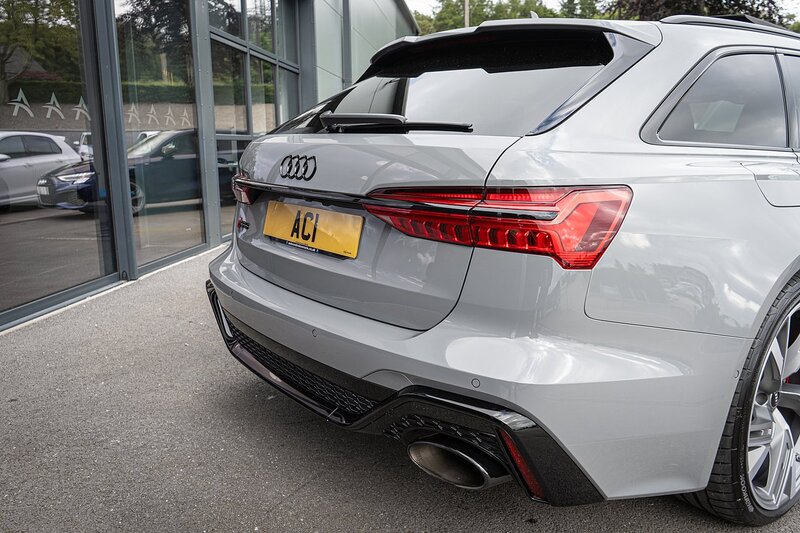 Audi 4.0 TFSI V8 Vorsprung Estate 5dr Petrol Tiptronic quattro Euro 6 (s/s) (600 ps)