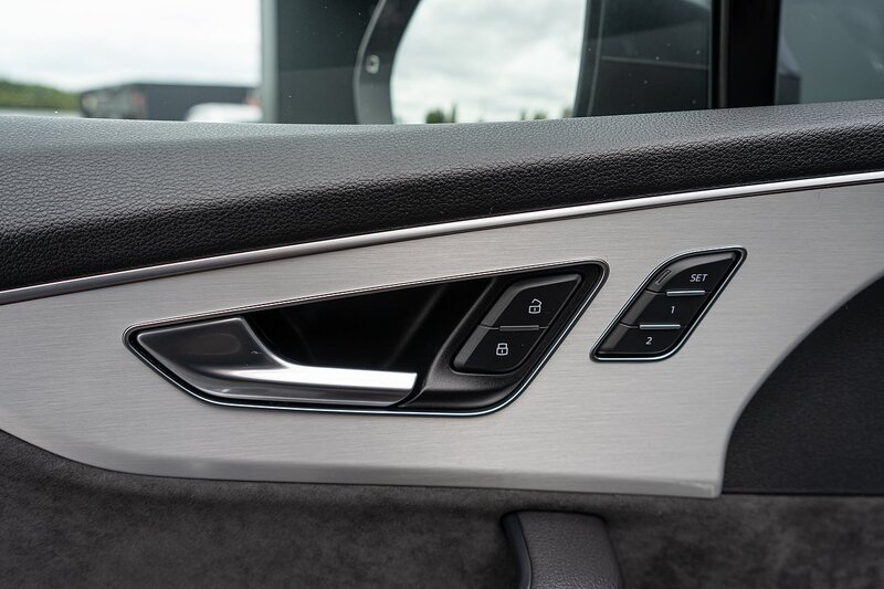 Audi 3.0 TDI V6 50 S line SUV 5dr Diesel Tiptronic quattro Euro 6 (s/s) (286 ps)