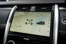 Land Rover 3.0 D300 MHEV R-Dynamic HSE SUV 5dr Diesel Auto 4WD Euro 6 (s/s) (300 ps)