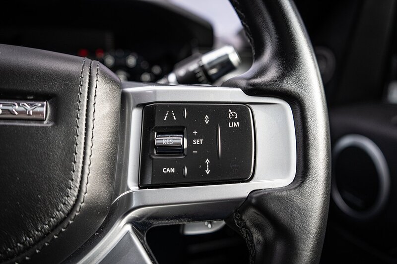 Land Rover 3.0 D300 MHEV R-Dynamic HSE SUV 5dr Diesel Auto 4WD Euro 6 (s/s) (300 ps)