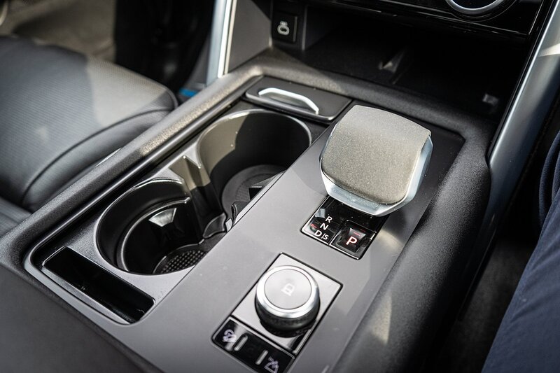 Land Rover 3.0 D300 MHEV R-Dynamic HSE SUV 5dr Diesel Auto 4WD Euro 6 (s/s) (300 ps)