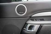 Land Rover 3.0 D300 MHEV R-Dynamic HSE SUV 5dr Diesel Auto 4WD Euro 6 (s/s) (300 ps)