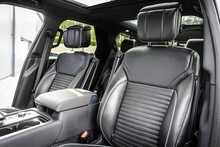 Land Rover 3.0 D300 MHEV R-Dynamic HSE SUV 5dr Diesel Auto 4WD Euro 6 (s/s) (300 ps)