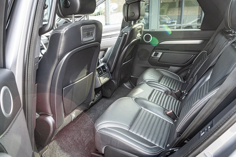 Land Rover 3.0 D300 MHEV R-Dynamic HSE SUV 5dr Diesel Auto 4WD Euro 6 (s/s) (300 ps)