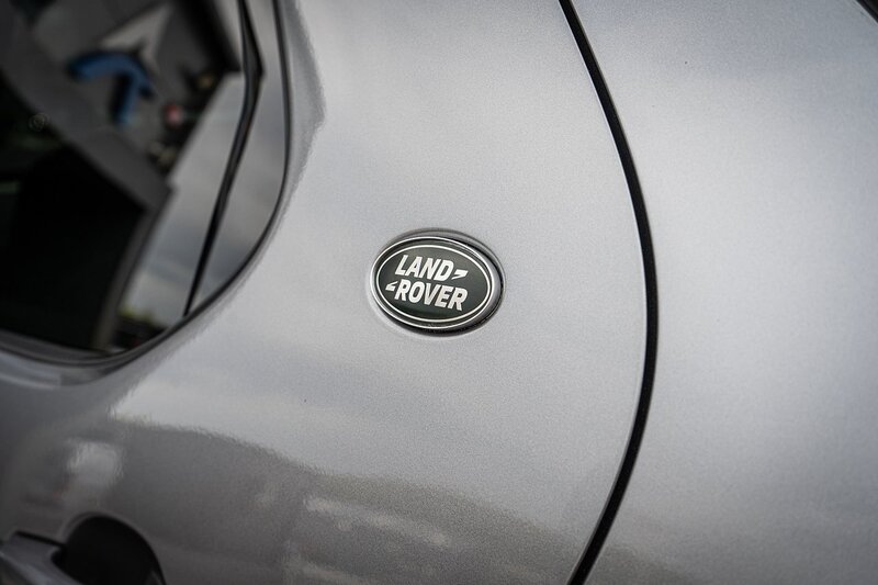 Land Rover 3.0 D300 MHEV R-Dynamic HSE SUV 5dr Diesel Auto 4WD Euro 6 (s/s) (300 ps)