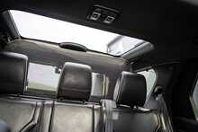 Land Rover 3.0 D300 MHEV R-Dynamic HSE SUV 5dr Diesel Auto 4WD Euro 6 (s/s) (300 ps)