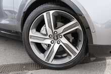 Land Rover 3.0 D300 MHEV R-Dynamic HSE SUV 5dr Diesel Auto 4WD Euro 6 (s/s) (300 ps)