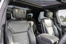 Land Rover 3.0 D300 MHEV R-Dynamic HSE SUV 5dr Diesel Auto 4WD Euro 6 (s/s) (300 ps)