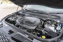 Land Rover 3.0 D300 MHEV R-Dynamic HSE SUV 5dr Diesel Auto 4WD Euro 6 (s/s) (300 ps)