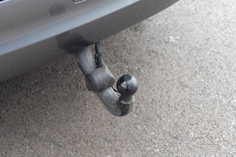 Land Rover 3.0 D300 MHEV R-Dynamic HSE SUV 5dr Diesel Auto 4WD Euro 6 (s/s) (300 ps)