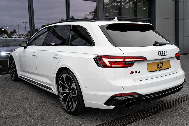 Audi 2.9 TFSI V6 Estate 5dr Petrol Tiptronic quattro Euro 6 (s/s) (450 ps)