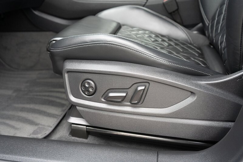 Audi 2.0 TDI 40 Edition 1 SUV 5dr Diesel S Tronic quattro Euro 6 (s/s) (204 ps)