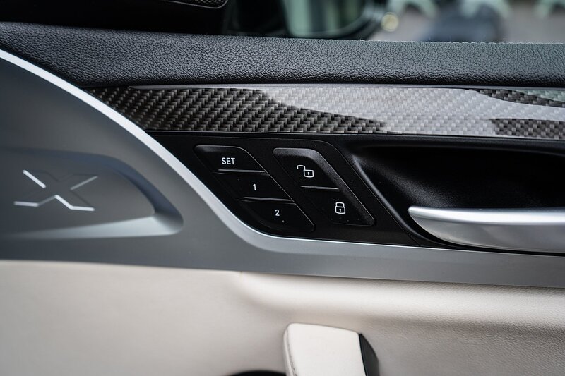 BMW i Competition SUV 3.0 Automatic Petrol