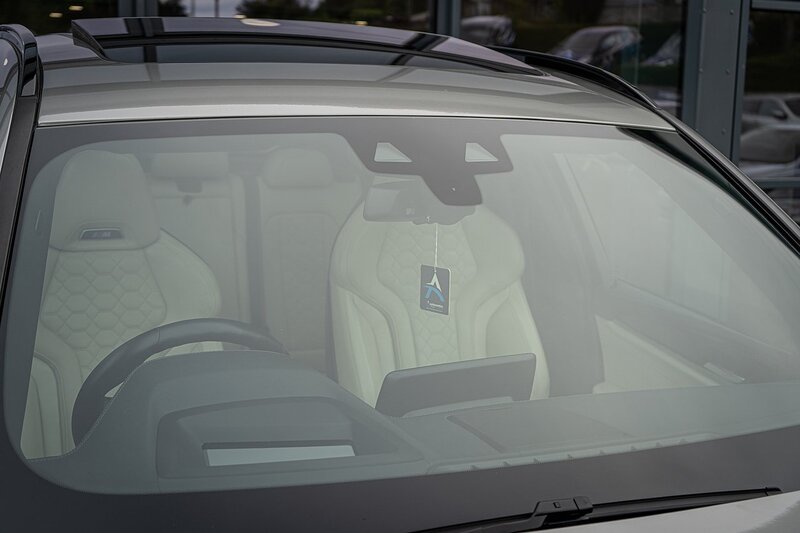 BMW i Competition SUV 3.0 Automatic Petrol