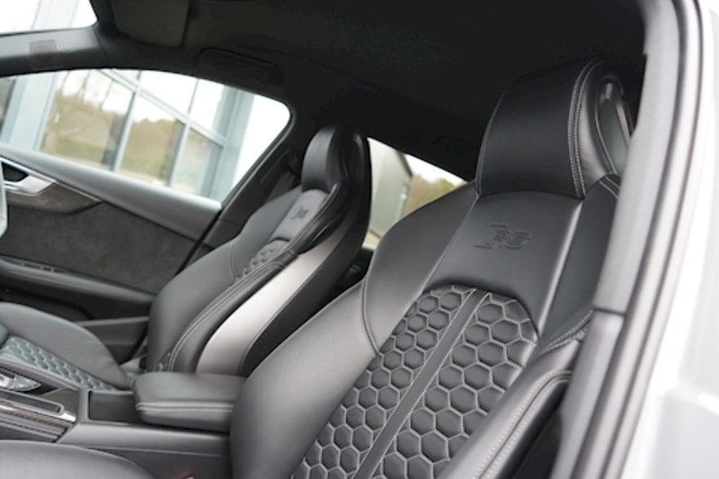 Audi 2.9 TFSI V6 Carbon Black Estate 5dr Petrol Tiptronic quattro Euro 6 (s/s) (450 ps)