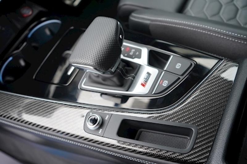 Audi 2.9 TFSI V6 Carbon Black Estate 5dr Petrol Tiptronic quattro Euro 6 (s/s) (450 ps)