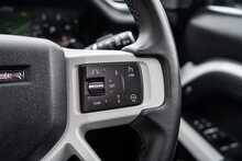 Land Rover 3.0 D300 MHEV X-Dynamic HSE SUV 5dr Diesel Auto 4WD Euro 6 (s/s) (300 ps)