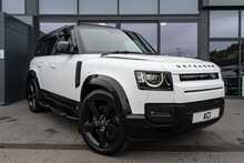 Land Rover 3.0 D300 MHEV X-Dynamic HSE SUV 5dr Diesel Auto 4WD Euro 6 (s/s) (300 ps)