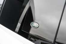 Land Rover 3.0 D300 MHEV X-Dynamic HSE SUV 5dr Diesel Auto 4WD Euro 6 (s/s) (300 ps)