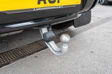 Land Rover 3.0 D300 MHEV X-Dynamic HSE SUV 5dr Diesel Auto 4WD Euro 6 (s/s) (300 ps)