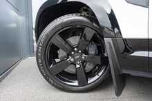 Land Rover 3.0 D300 MHEV X-Dynamic HSE SUV 5dr Diesel Auto 4WD Euro 6 (s/s) (300 ps)