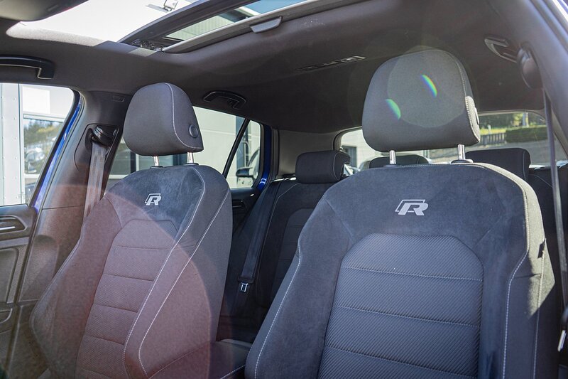 Volkswagen 2.0 TSI R Hatchback 5dr Petrol DSG 4Motion Euro 6 (s/s) (300 ps)