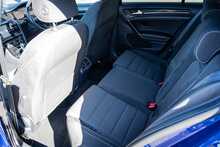 Volkswagen 2.0 TSI R Hatchback 5dr Petrol DSG 4Motion Euro 6 (s/s) (300 ps)