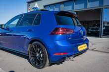 Volkswagen 2.0 TSI R Hatchback 5dr Petrol DSG 4Motion Euro 6 (s/s) (300 ps)